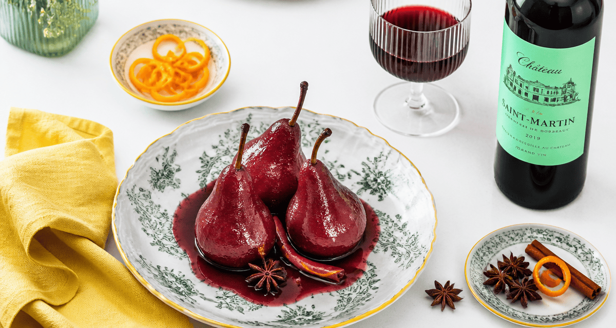 Bienfaits du vin rouge avec poires pochées et épices