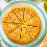 recette en espagnol tortilla sur assiette