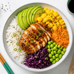 recette poke bowl poulet mangue avocat teriyaki vue dessus